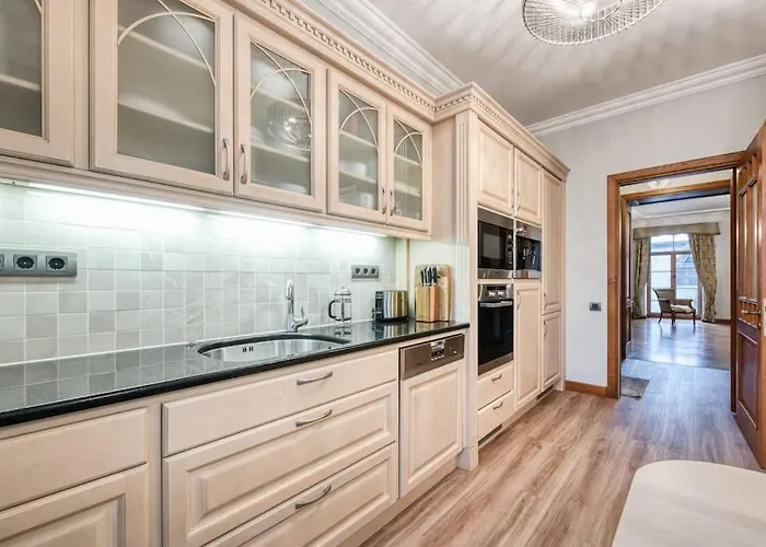Apartment In Quiet Center, Riga